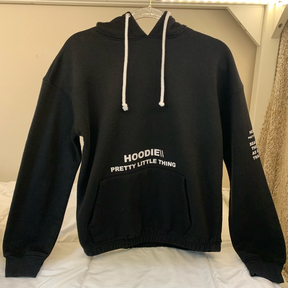 PRETTYLITTLETHING Black Oversized Graphic Print Hoodie